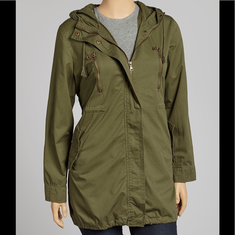 Red Fox military jacket size XL, but fits like M